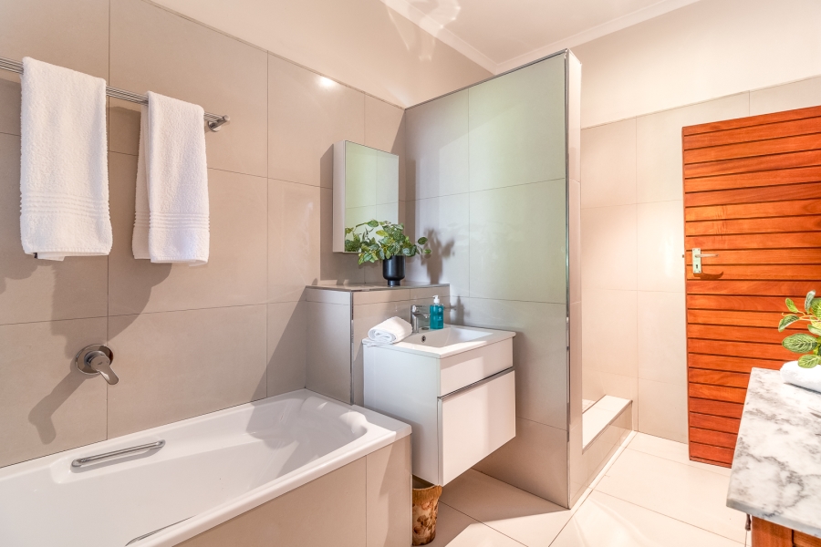 4 Bedroom Property for Sale in Brandwacht Western Cape